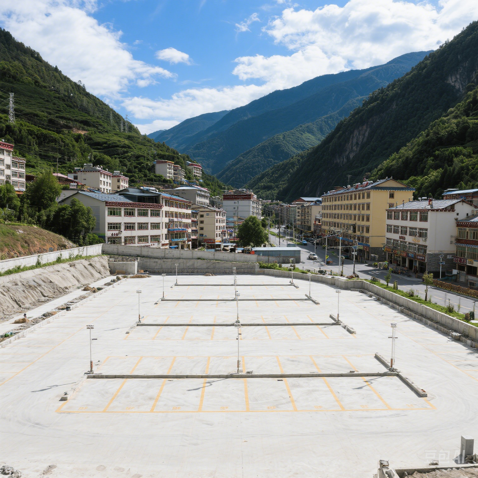 福贡县县城公共停车场建设项目